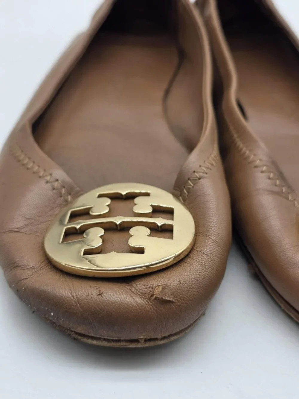 Tory Burch Shoes Womens Size 8 Brown Leather Ballet Flats Logo Medallion Damaged